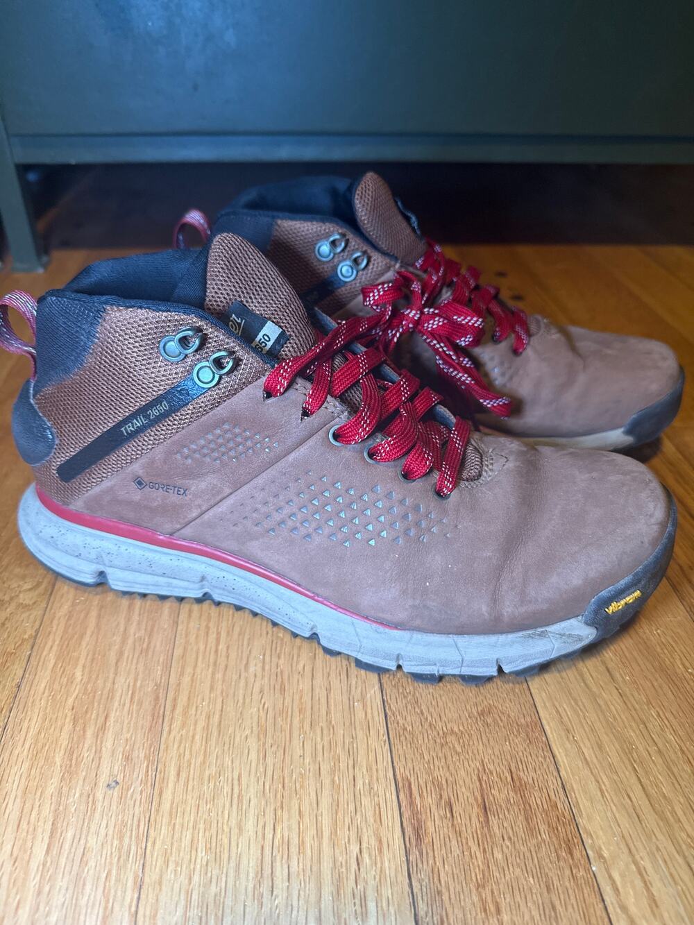 Danner Trail 2650 Mid GTX Boots Men’s Size 9 Brown Red Waterproof Hiking